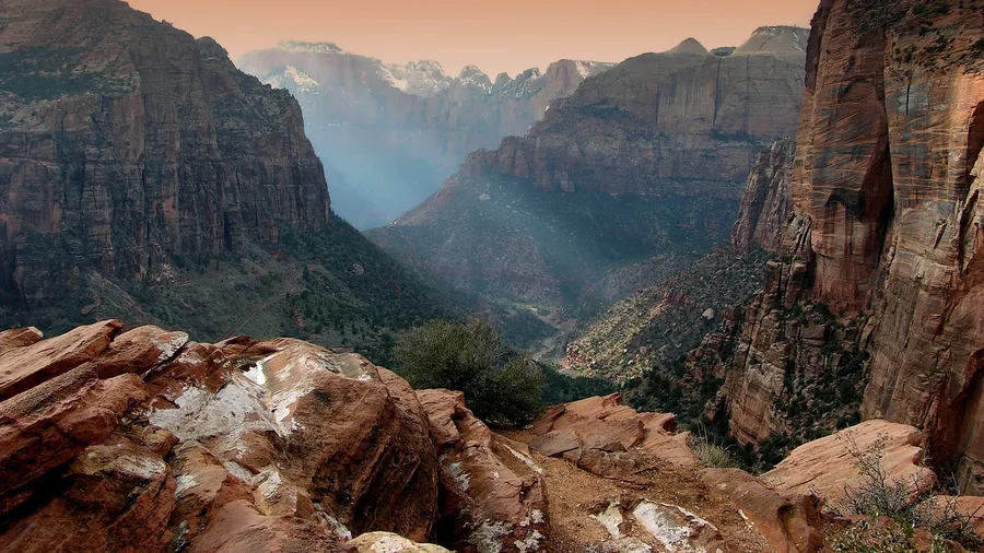 Best National Parks in the USA Ranked 5 Zion: A Canyon You Walk Through
