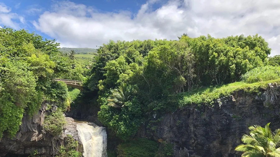 Time the Hana Highway for Dawn