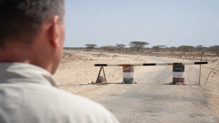 Somalia Restricts Freedom of Movement Across Fractured Borders