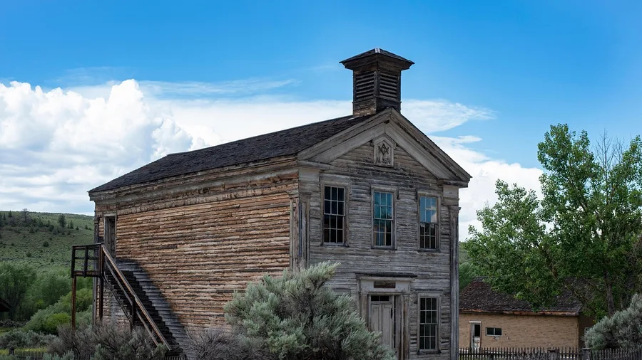 I Visited Ghost Towns That Time Forgot 5 Silence Makes the History Speak