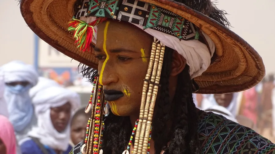Wodaabe Pastoralists Chase Ephemeral Sahelian Rains Across Borders
