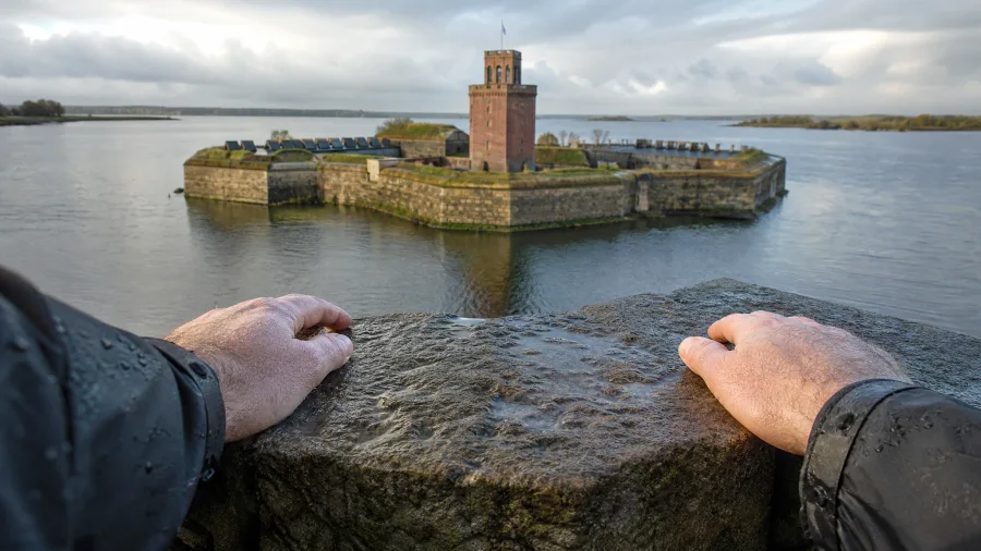 Wilhelmstein Hexagonal Lake Fortress