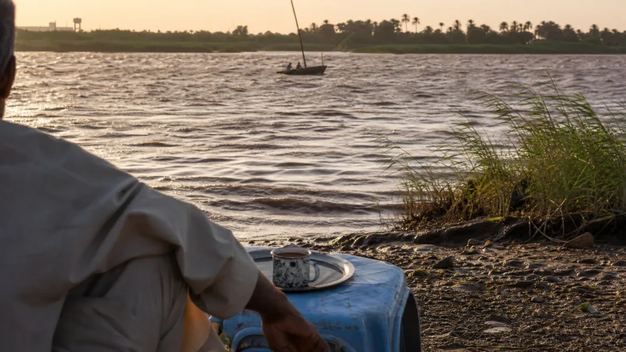 Linger over Spiced Milk Tea along Khartoum's River Confluence