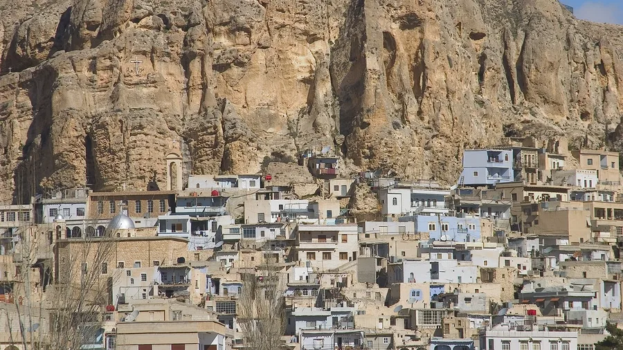 Hike Above Damascus to Inspect Layered Mountain Fortresses