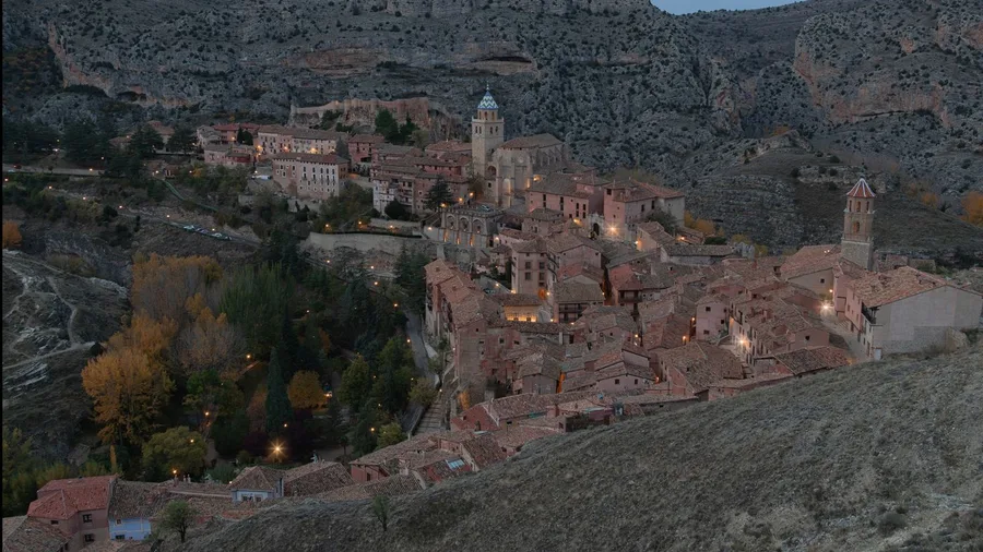 Spain's coast costs nearly double its interior