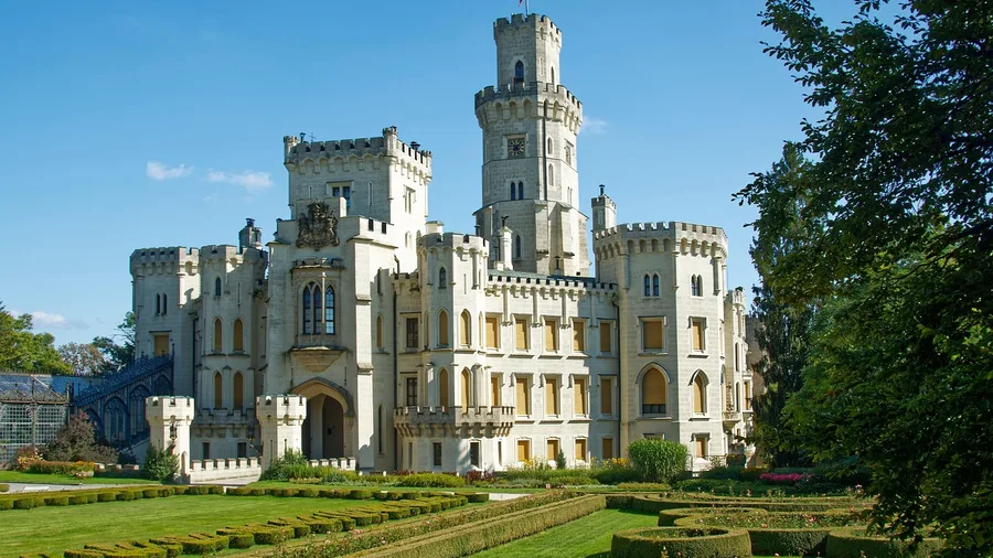 Top 20 Castles in Europe That Look Like Fairy Tales 13 Hluboká: A Czech Castle Dressed as Windsor