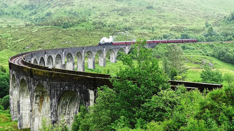 Top 20 Most Beautiful Train Journeys in the World 6 Take the West Highland Line to Mallaig