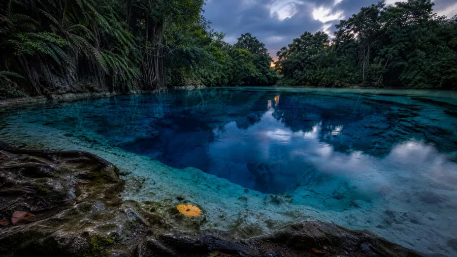 Top 25 Islands You Need to Visit Before They Get Crowded 27 Espiritu Santo's Blue Holes in May