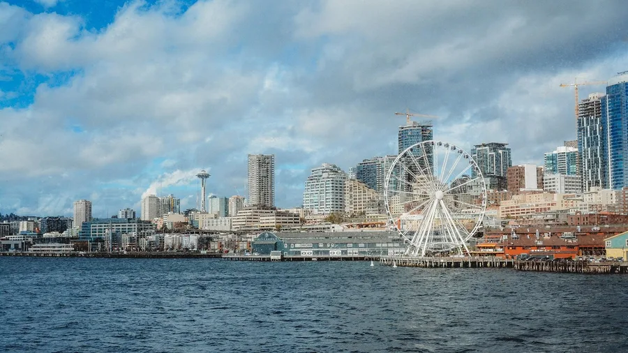 Top 25 Places To Visit In The USA 25 Take the Ferry to Bainbridge for Seattle's Skyline
