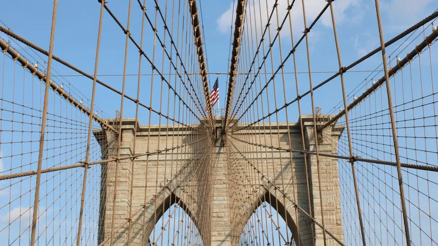 Top 25 Places To Visit In The USA 4 Walk the Brooklyn Bridge at Sunrise in New York City