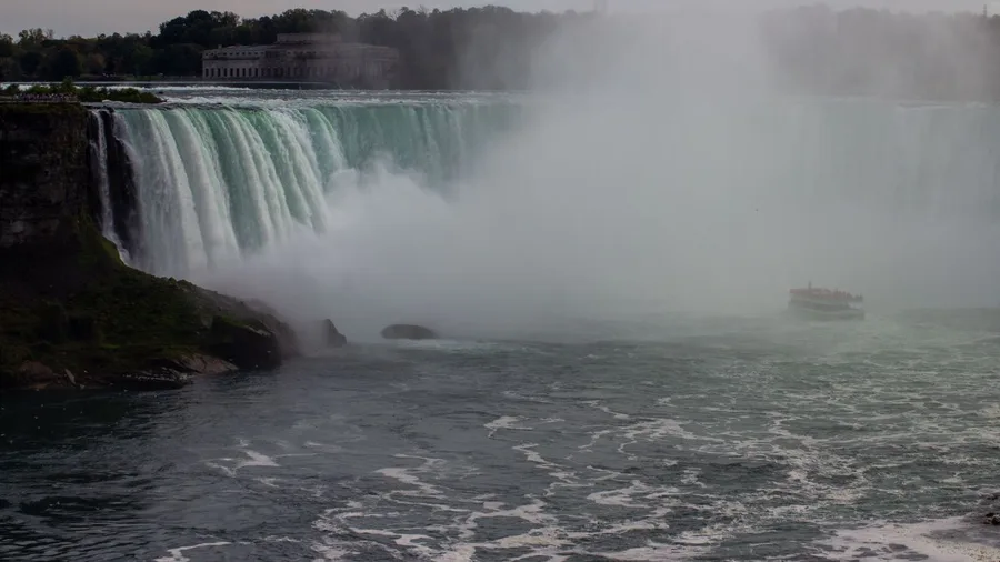 Top 25 Places To Visit In The USA 8 Feel the Spray at Niagara Falls from Both Sides